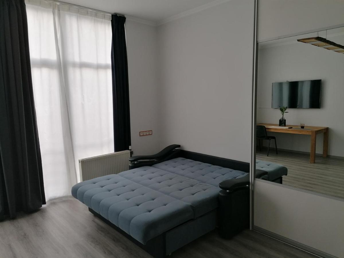 Palm Apartment Studio Рига Экстерьер фото