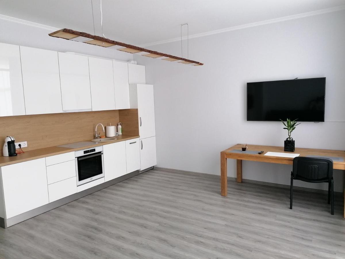 Palm Apartment Studio Рига Экстерьер фото
