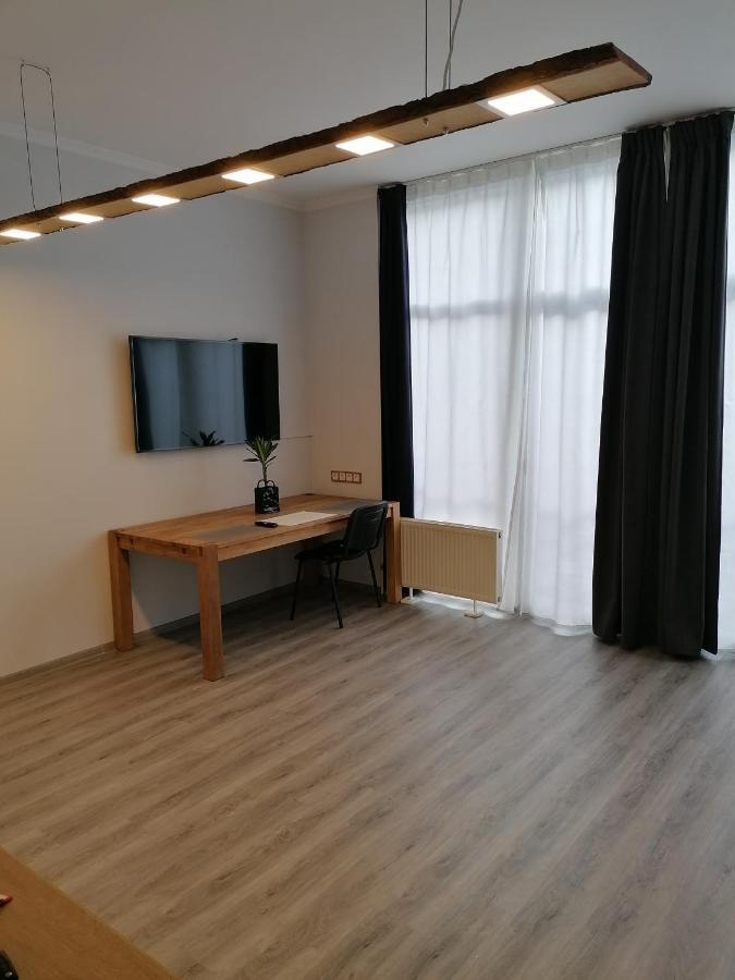 Palm Apartment Studio Рига Экстерьер фото