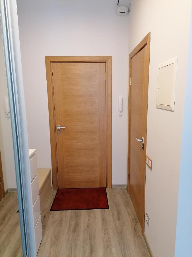 Palm Apartment Studio Рига Экстерьер фото
